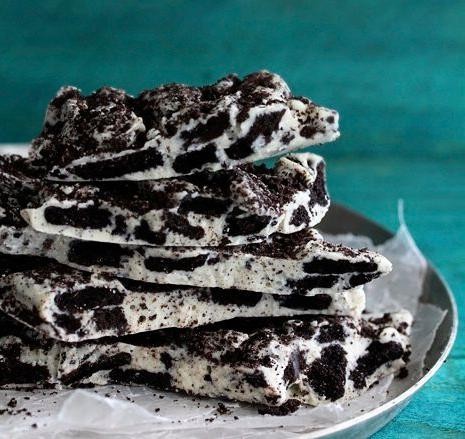 Almond Bark with Crushed Oreos