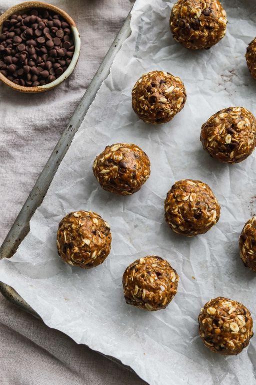 Almond Butter and Greek Yogurt Energy Bites
