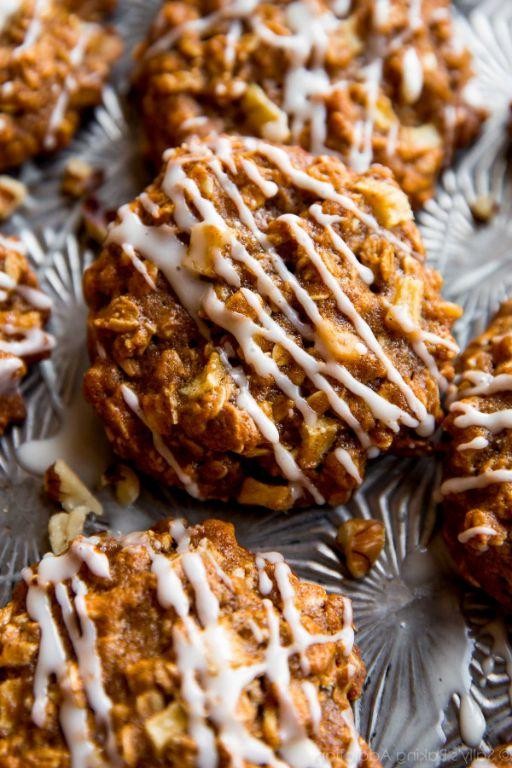 Apple Cinnamon Oatmeal Cookies