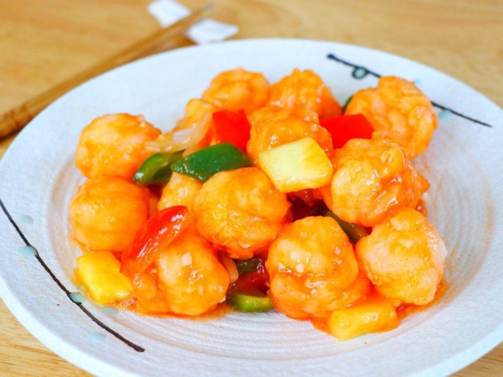 Asian-Style Breaded Shrimp with Sweet and Sour Sauce