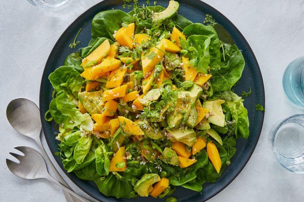 Avocado Mango Salad with Cilantro Lime Dressing