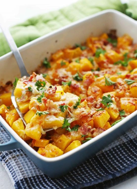 Bacon and Cheddar Squash Casserole