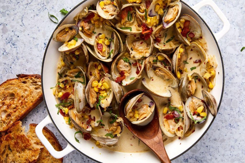 Bacon and Corn Steamed Clams