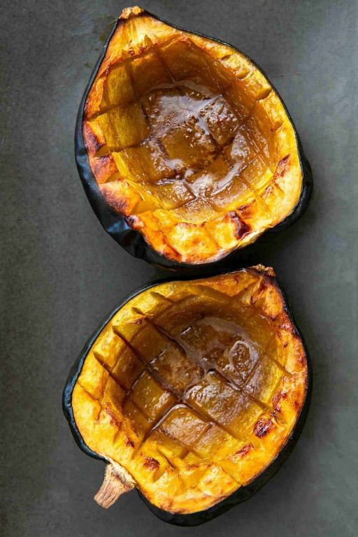 Baked Acorn Squash with Brown Sugar and Butter