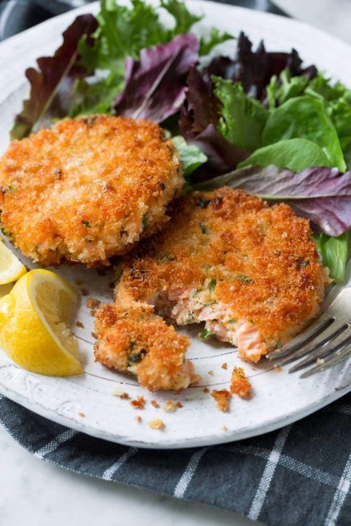 Baked Salmon Cakes with Parmesan Crust