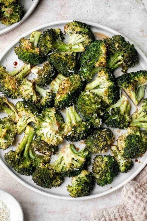 Balsamic Roasted Broccoli