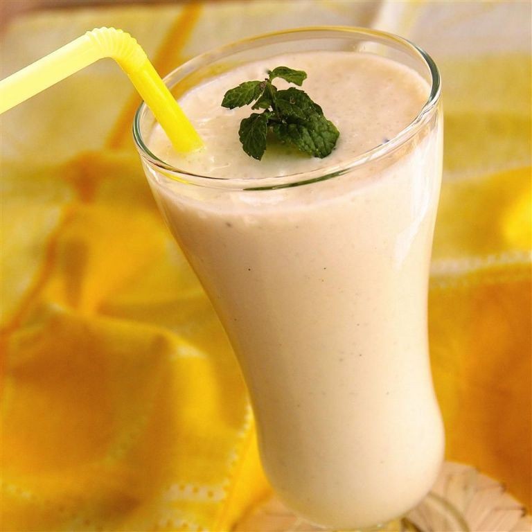 Banana Lassi with Honey