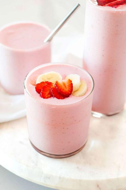 Banana Strawberry Smoothie
