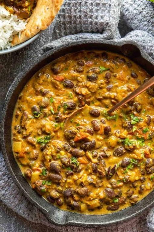 Black Bean and Lentil Curry