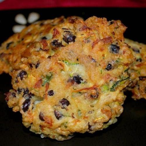 Black Bean and Zucchini Fritters