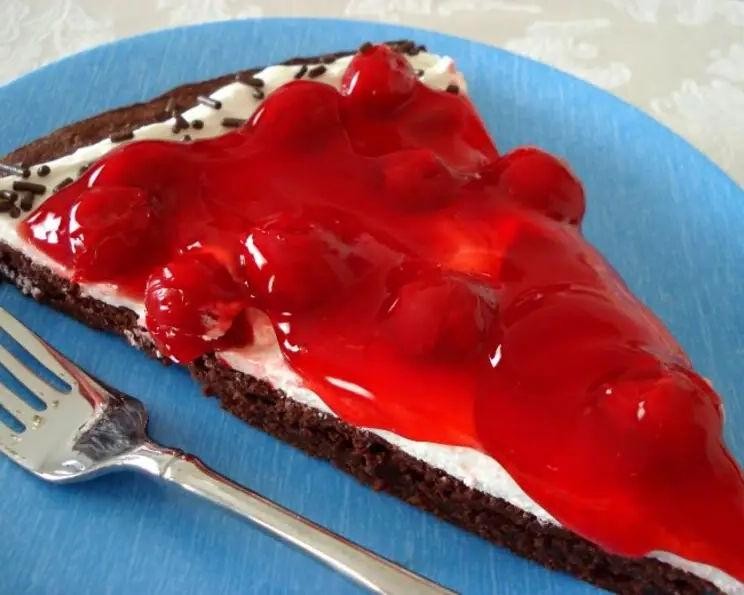 Black Forest Dessert Pizza