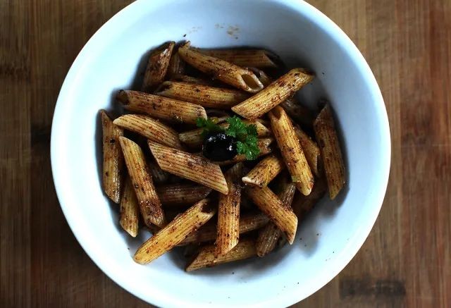 Black Olive and Walnut Pesto Pasta