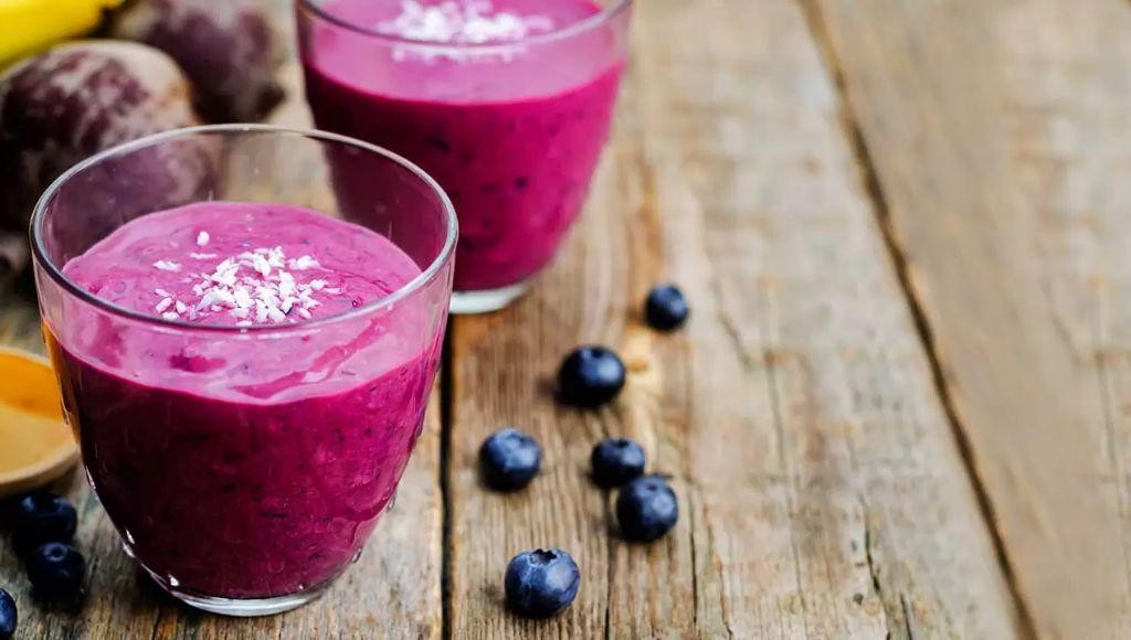 Blueberry Coconut Chia Smoothie