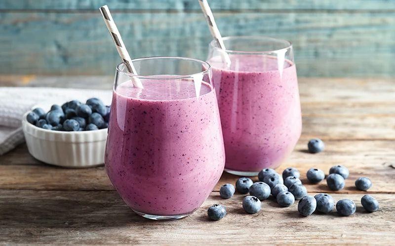 Blueberry Vanilla Protein Smoothie