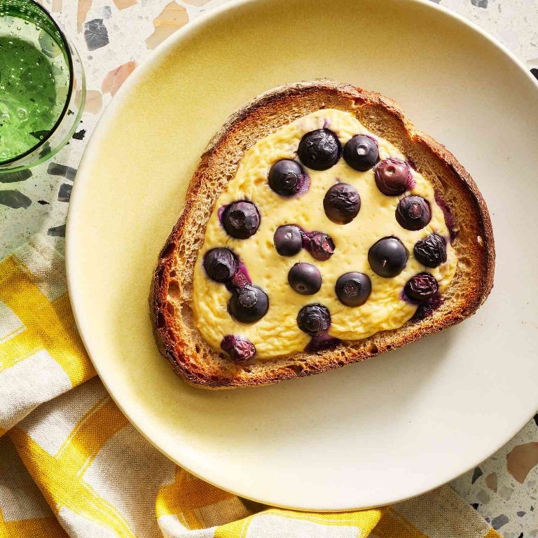 Blueberry Yogurt Toast