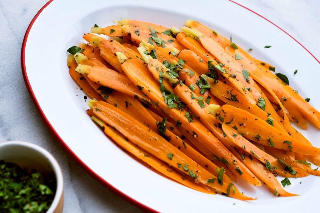 Boiled Carrots with Parsley