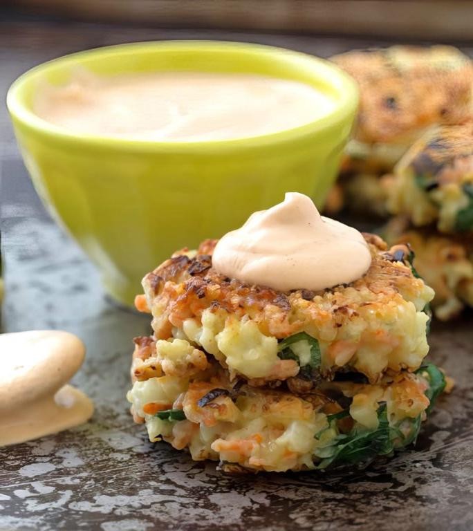 Broccoli and Carrot Fritters with Spicy Aioli