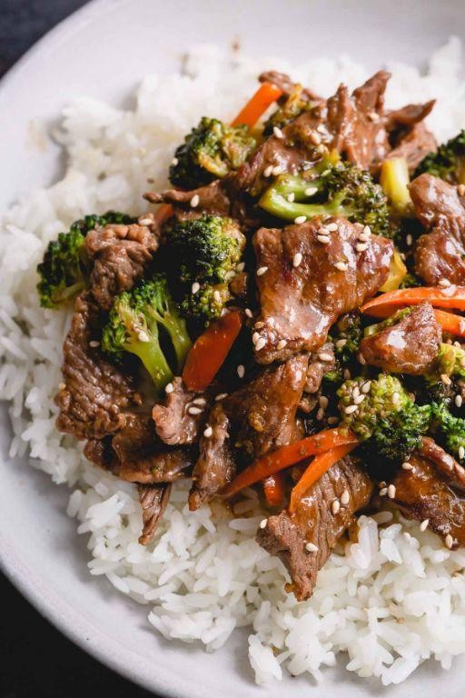Broccoli and Carrot Stir-Fry with Beef