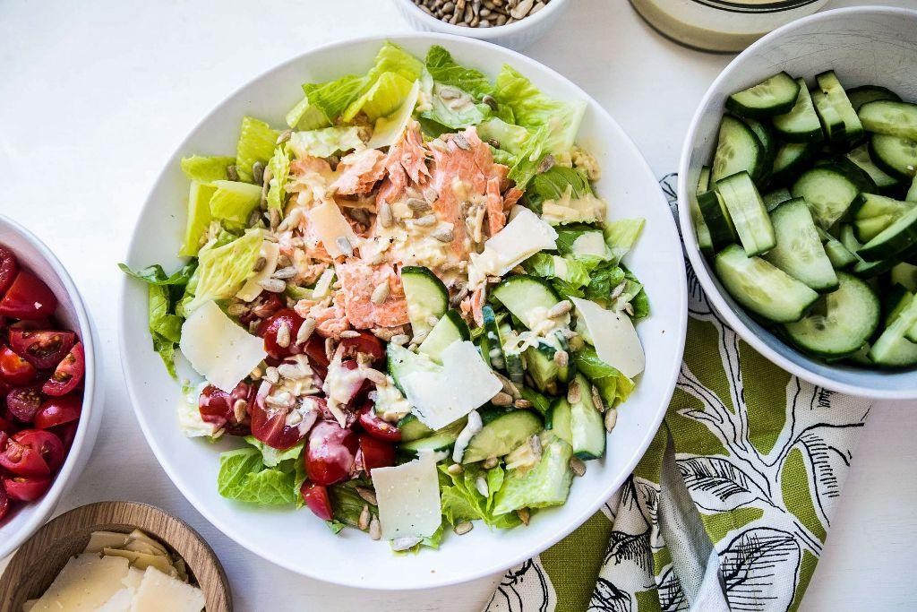 Caesar Salad with Grilled Salmon and Dill