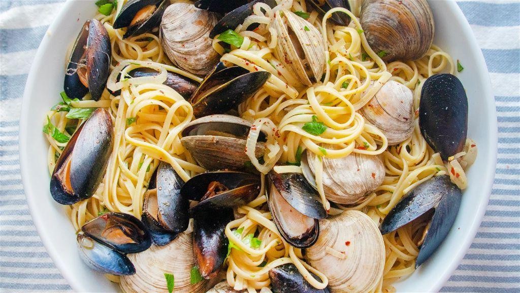 Cajun Pasta with Spicy Mussels and Clams