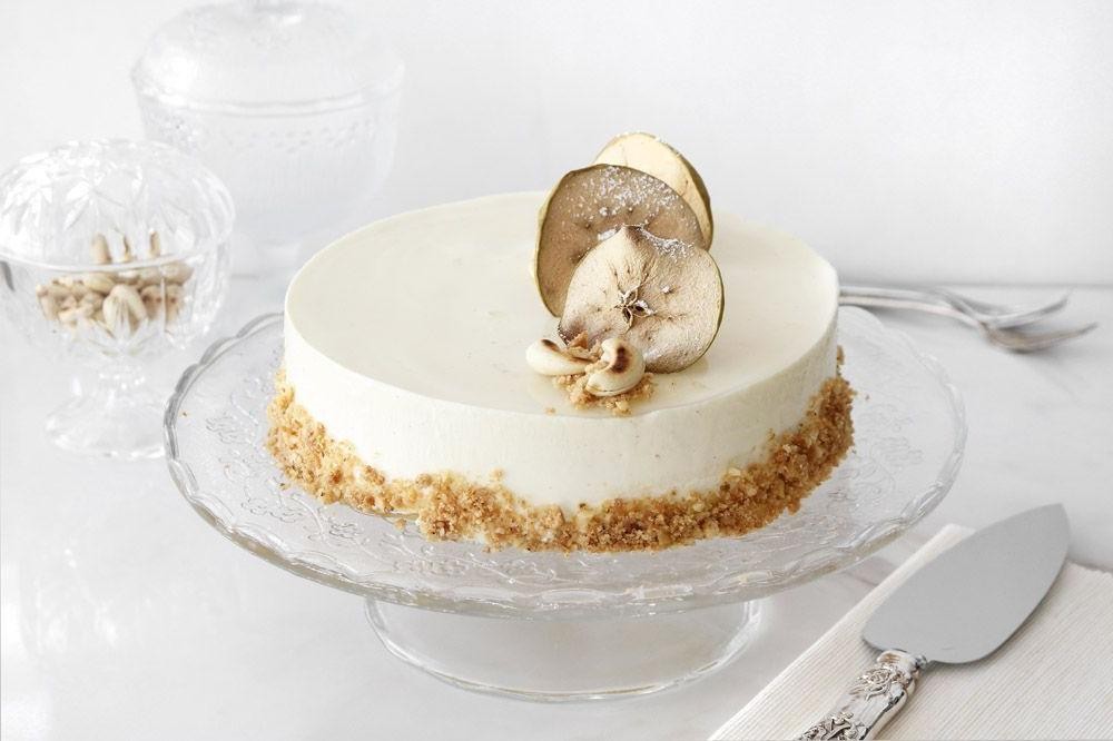 Calamity Vanilla Mousse Cake