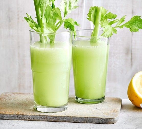 Celery Apple Ginger Detox Juice
