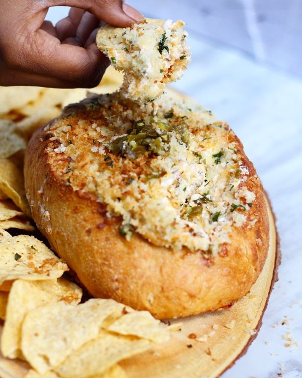 Cheesy Jalapeño Bread Dip