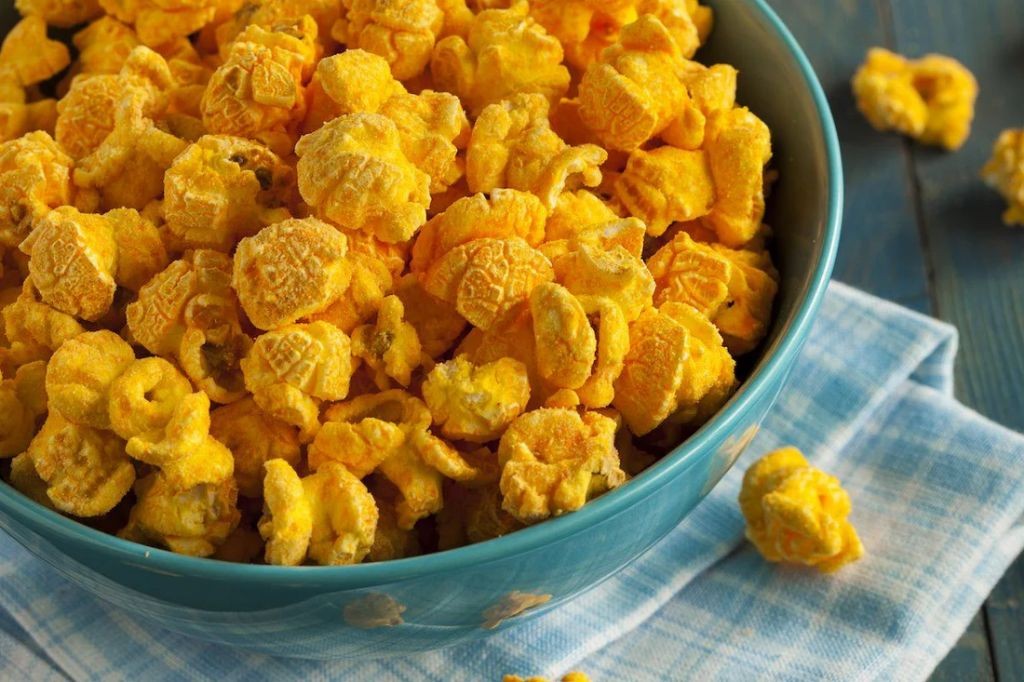 Cheesy Jalapeño Popcorn