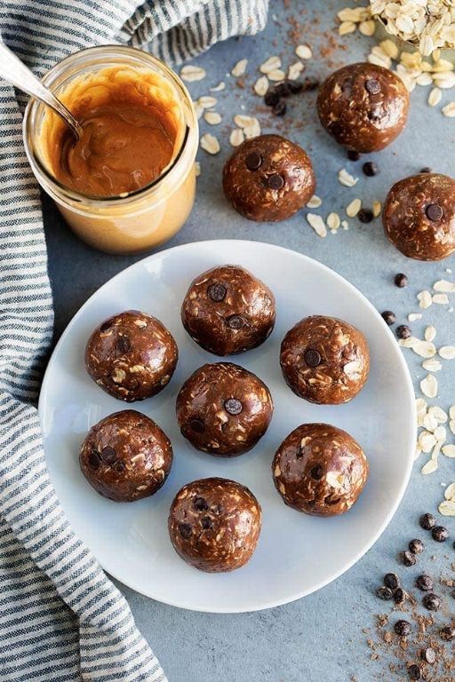 Chocolate Peanut Butter Energy Bites