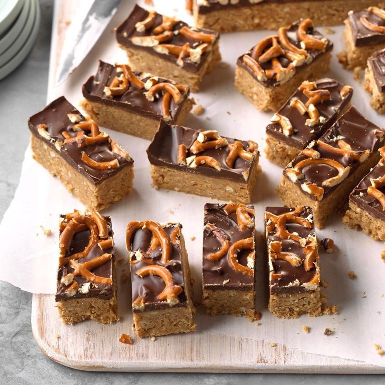 Chocolate Peanut Butter Pretzel Bars