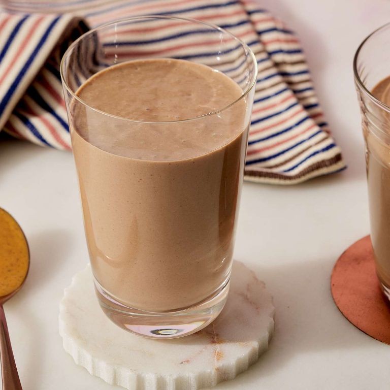 Chocolate Peanut Butter Protein Smoothie