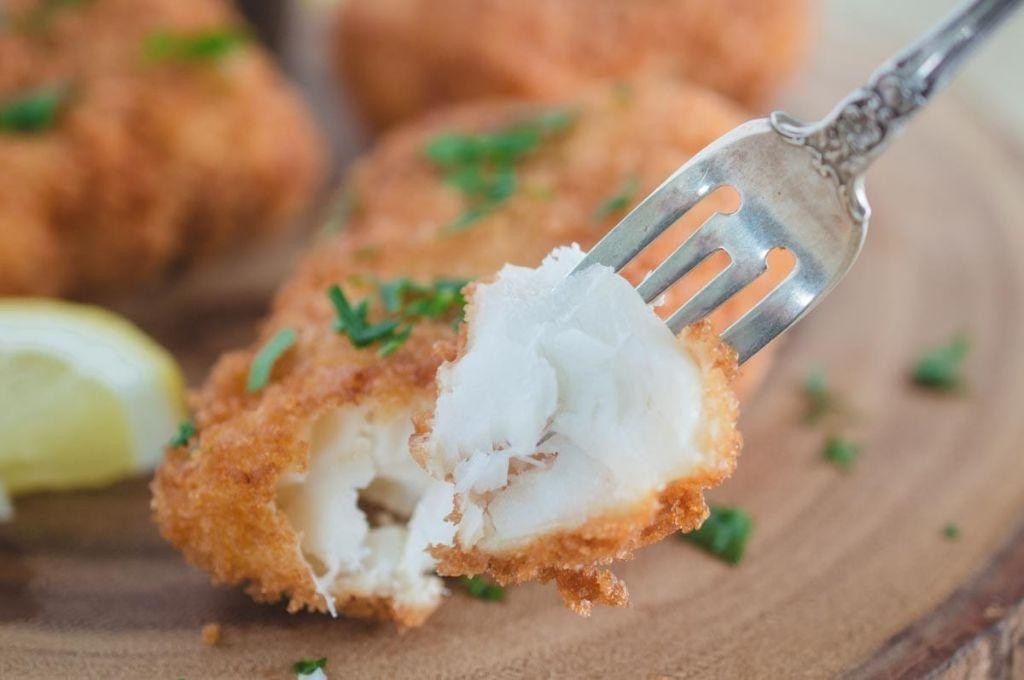 Classic Breaded Cod with Lemon Aioli
