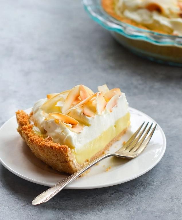 Classic Coconut Cream Pie with Toasted Coconut Topping