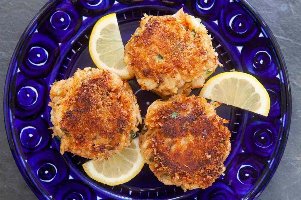 Classic Dungeness Crab Cakes