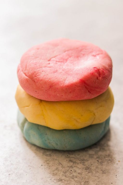 Classic Homemade Playdough with Cream of Tartar