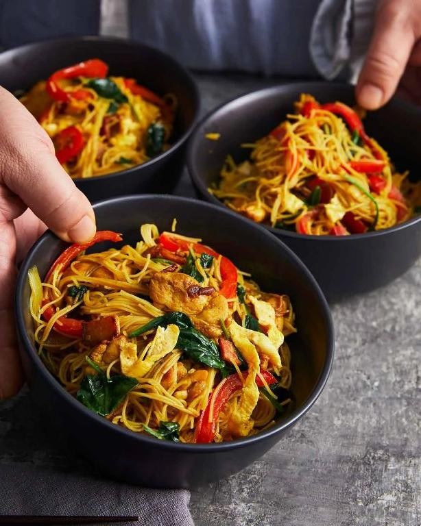 Classic Singapore-Style Vermicelli Noodles