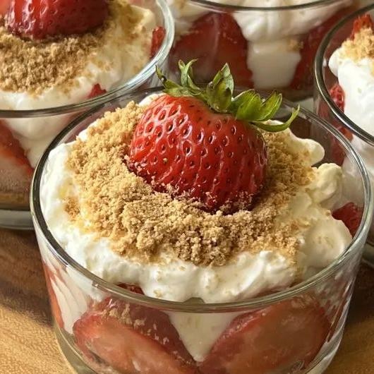 Classic Strawberry Pudding with Fresh Cream