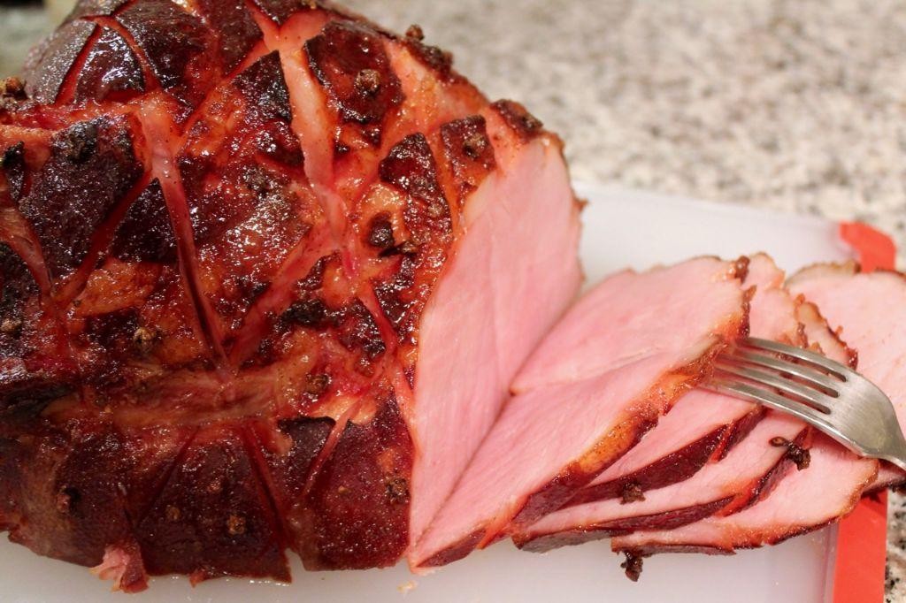 Clove Studded Honey Baked Ham