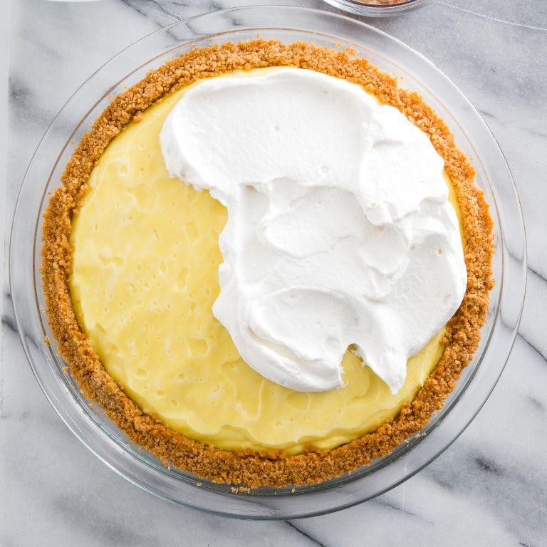 Coconut Cream Pie with Graham Cracker Crust
