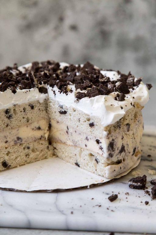 Cookies and Cream Ice Cream Cake