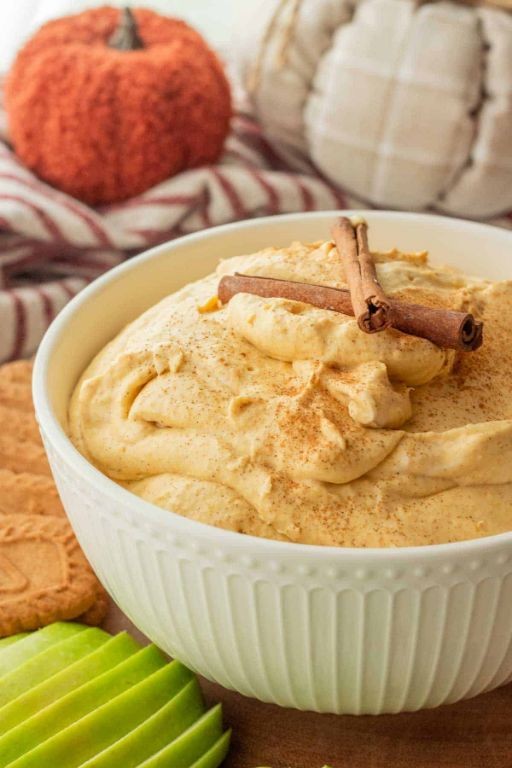 Cream Cheese Pumpkin Dip with Cinnamon