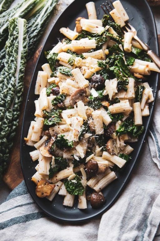 Creamy Kale and Mushroom Pasta