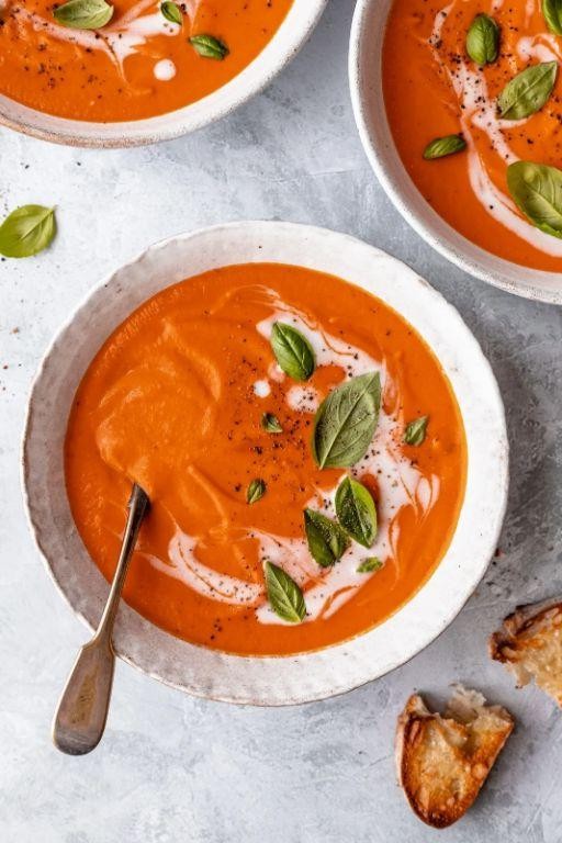 Creamy Vegan Tomato Bisque