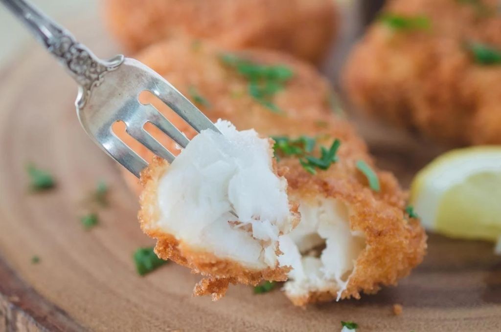 Crispy Panko-Battered Cod with Lemon Aioli