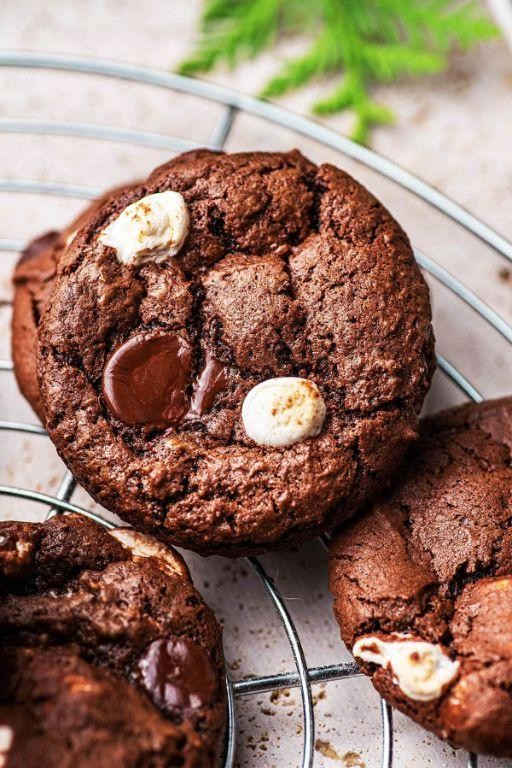 Double Chocolate Cookies with Marshmallows
