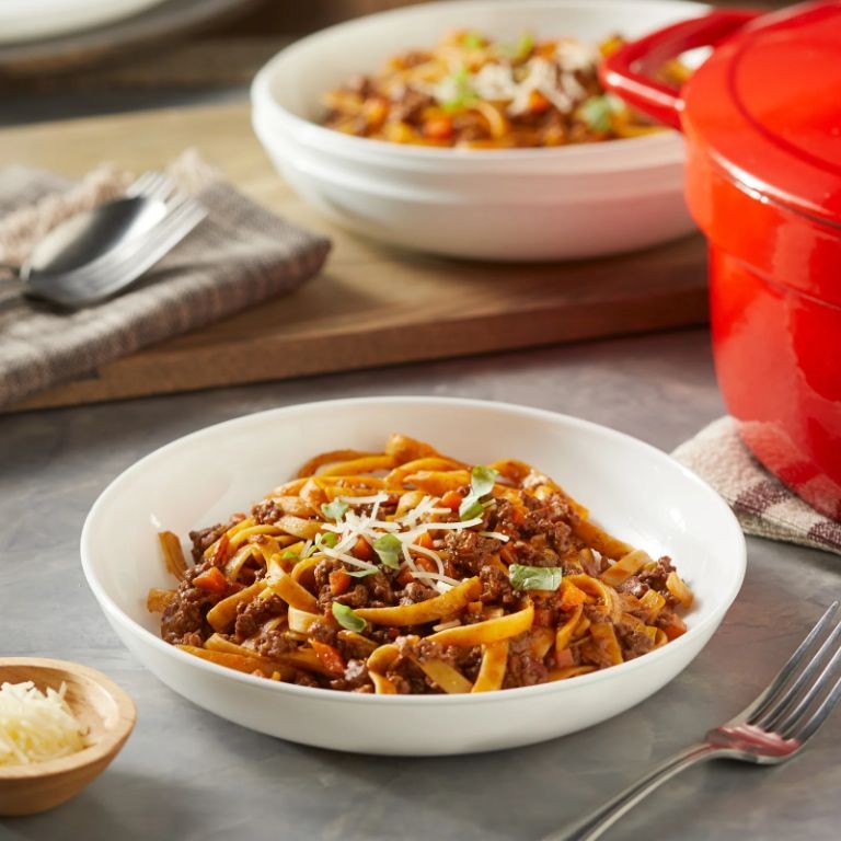 Dutch Oven Instant Pot Spaghetti Bolognese