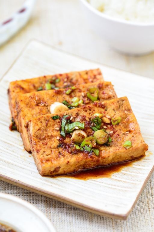 Easy Dubu Jorim (Braised Tofu)