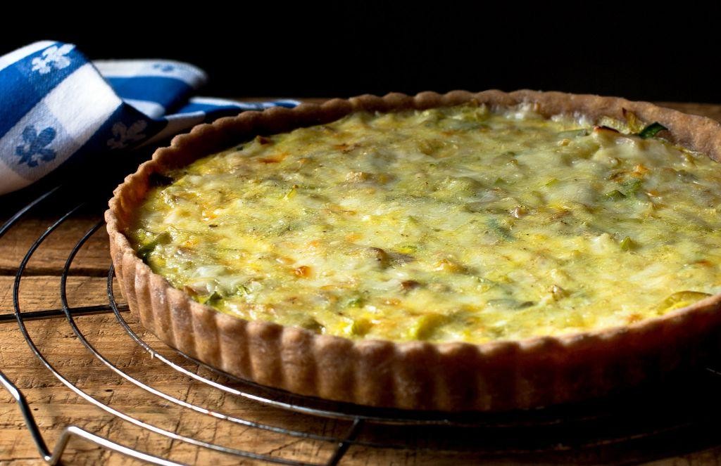 Easy Leek and Cheese Quiche