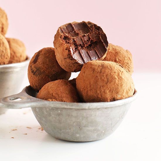 Easy Vegan Milk Chocolate Truffles
