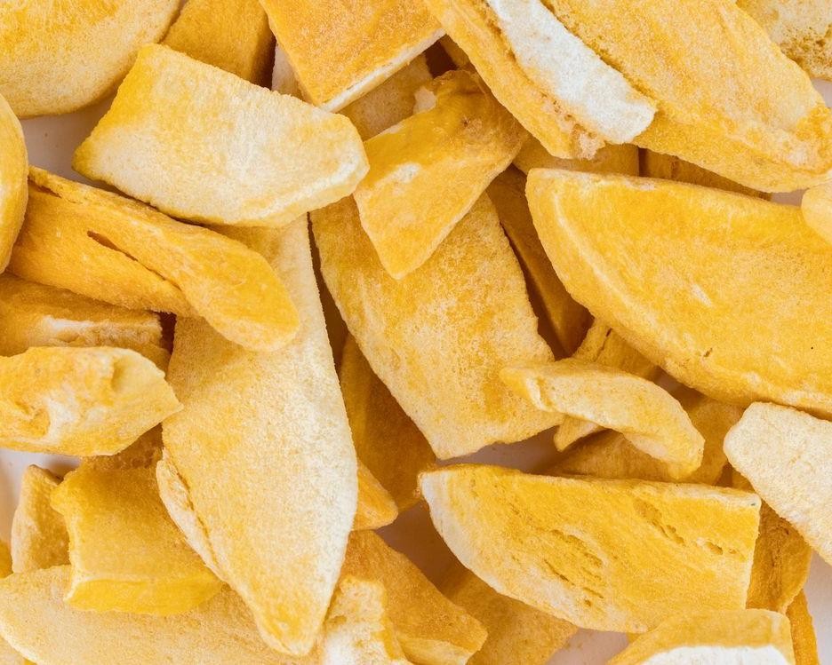 Freeze-Dried Mango Chunks